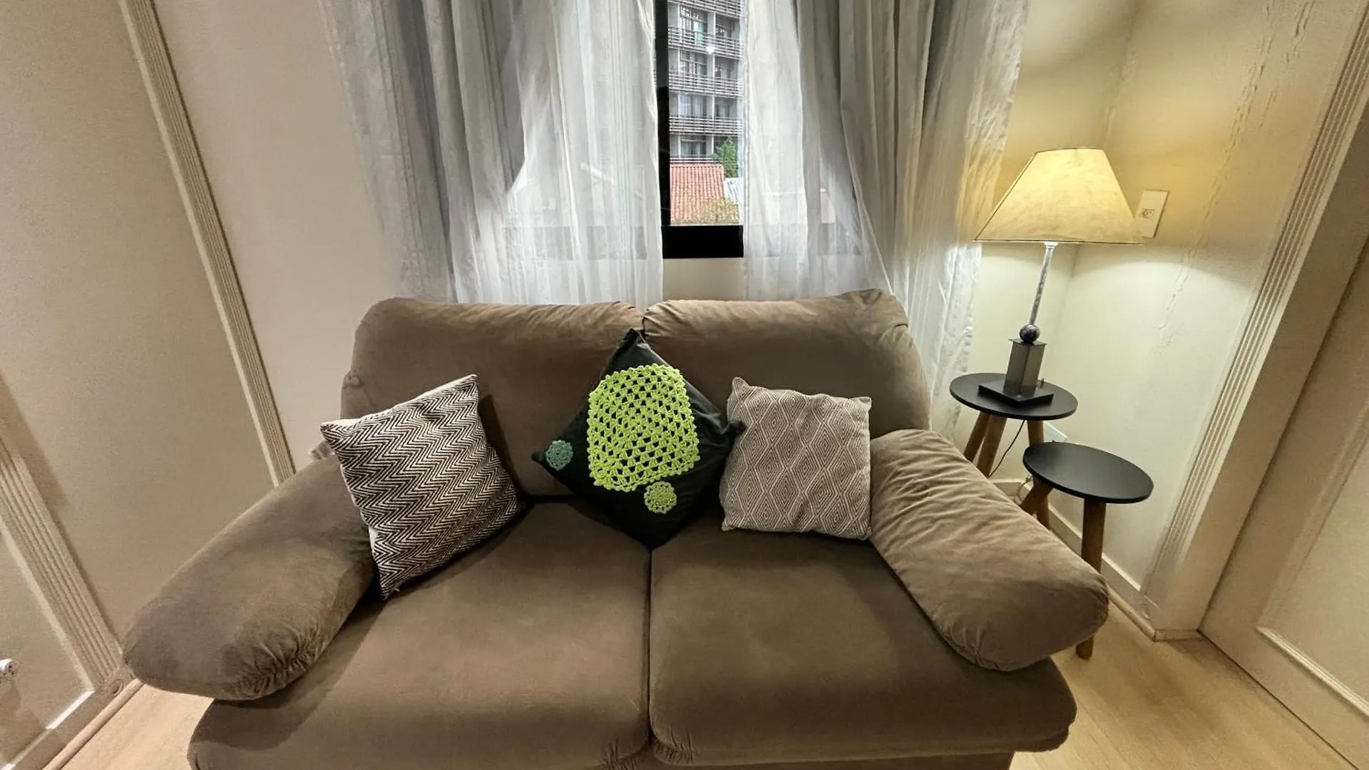 Flat Hotel Univer Pamplona Paulista Jardins Com Garagem Otima Localizacao 1103 São Paulo Brasilien